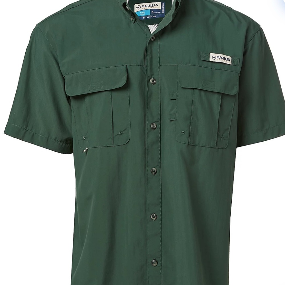 Magellan Outdoors Green Casual Button Down Shirt Lightweight